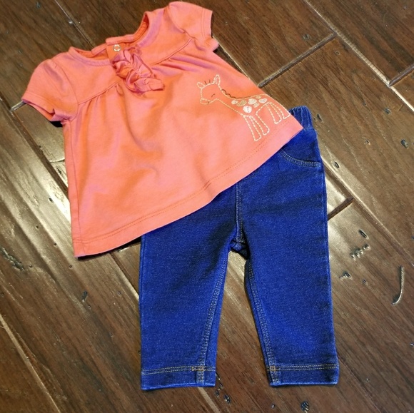 Infant top & jeans bundle - Picture 1 of 5